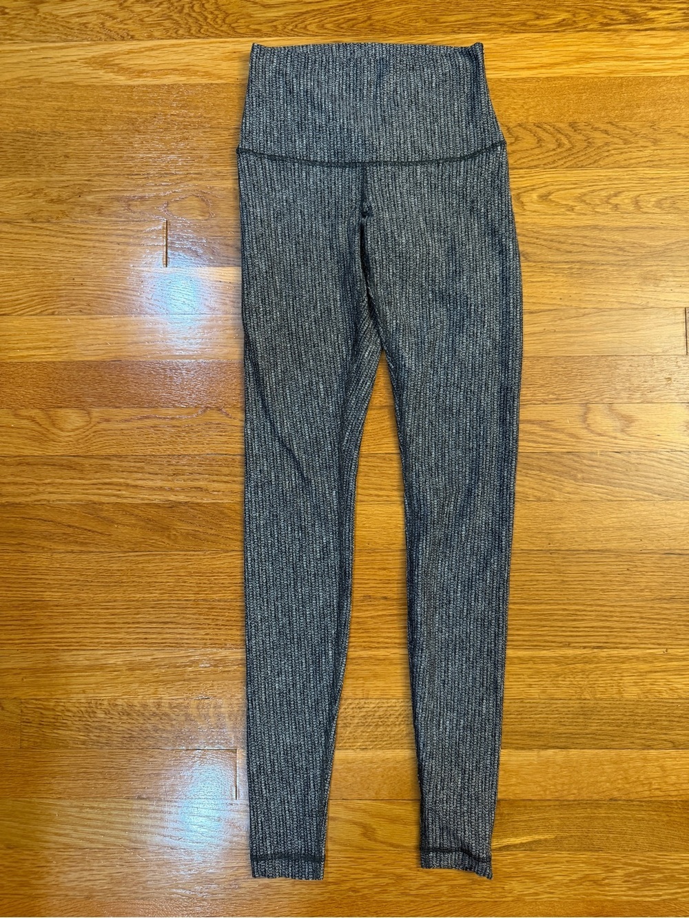 Lululemon Wunder Under Pant (Roll Down) Coco Pique Black - Est. Size 4